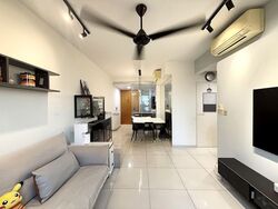Prive (D19), Condominium #592087061